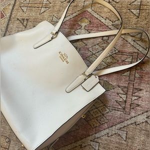 Coach Tatum Carryall Tote Handbag/Purse- Gold & Chalk/White Saddle